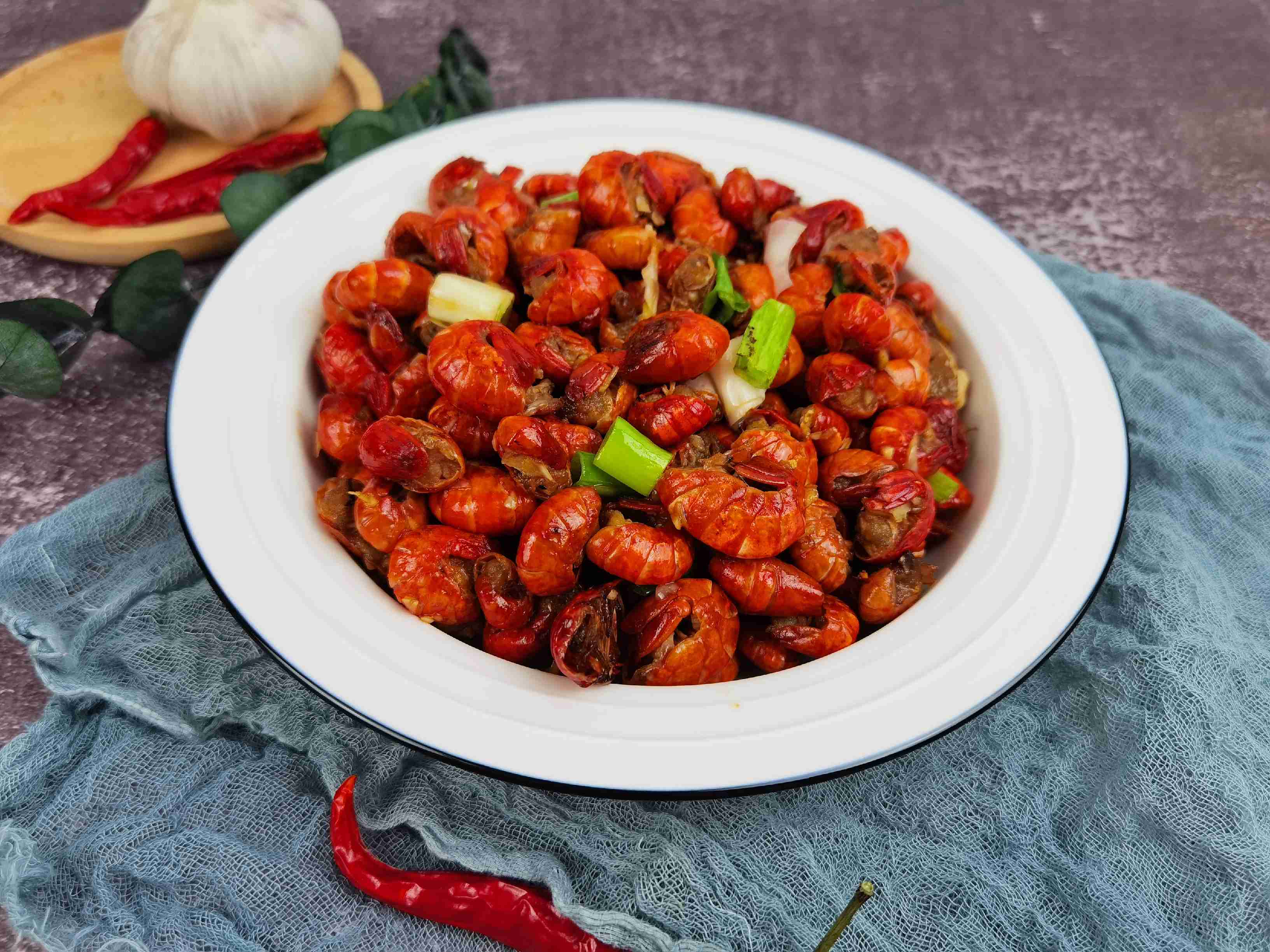 紅火年夜飯-飯店四五十1盤不夠吃,在家20吃到飽的做法-蒜香味炒菜譜-易網健康養生網 紅火年夜飯-飯店四五十1盤不夠吃,在家20吃到飽的做法-蒜香味炒菜譜