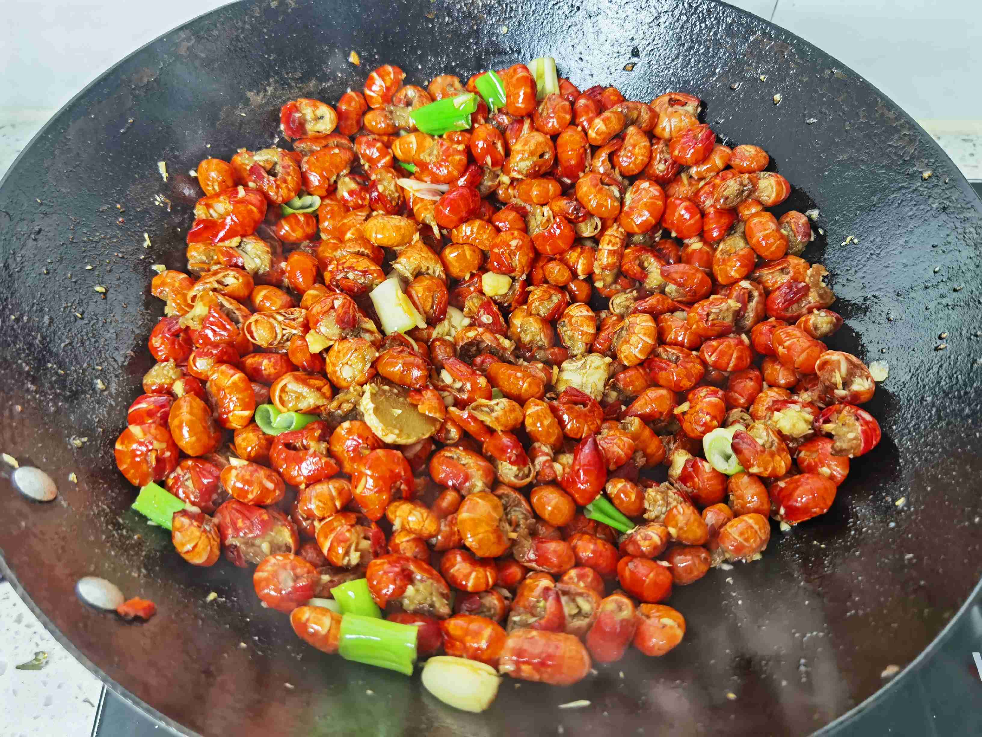 紅火年夜飯-飯店四五十1盤不夠吃,在家20吃到飽的做法-蒜香味炒菜譜-易網健康養生網 紅火年夜飯-飯店四五十1盤不夠吃,在家20吃到飽的做法-蒜香味炒菜譜