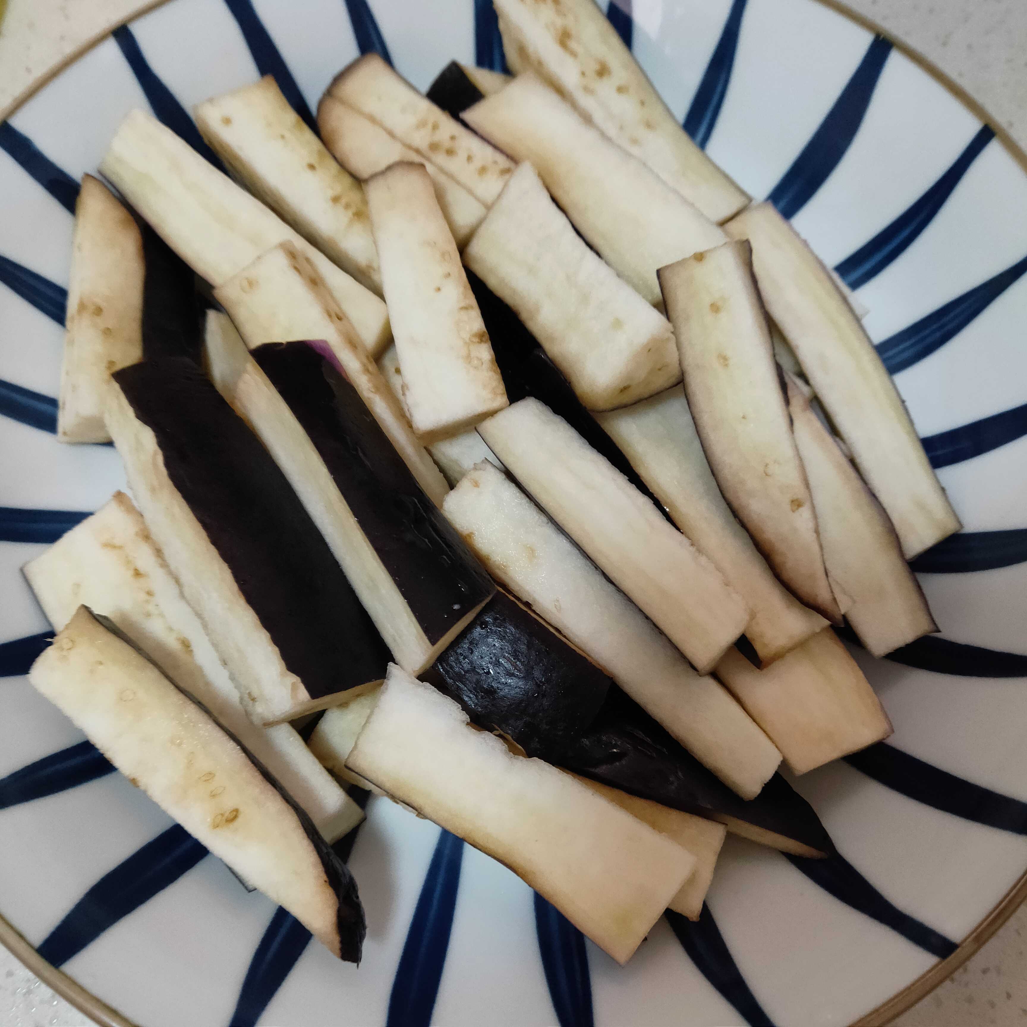 茄子蒸肉末的做法-家常味炒菜譜