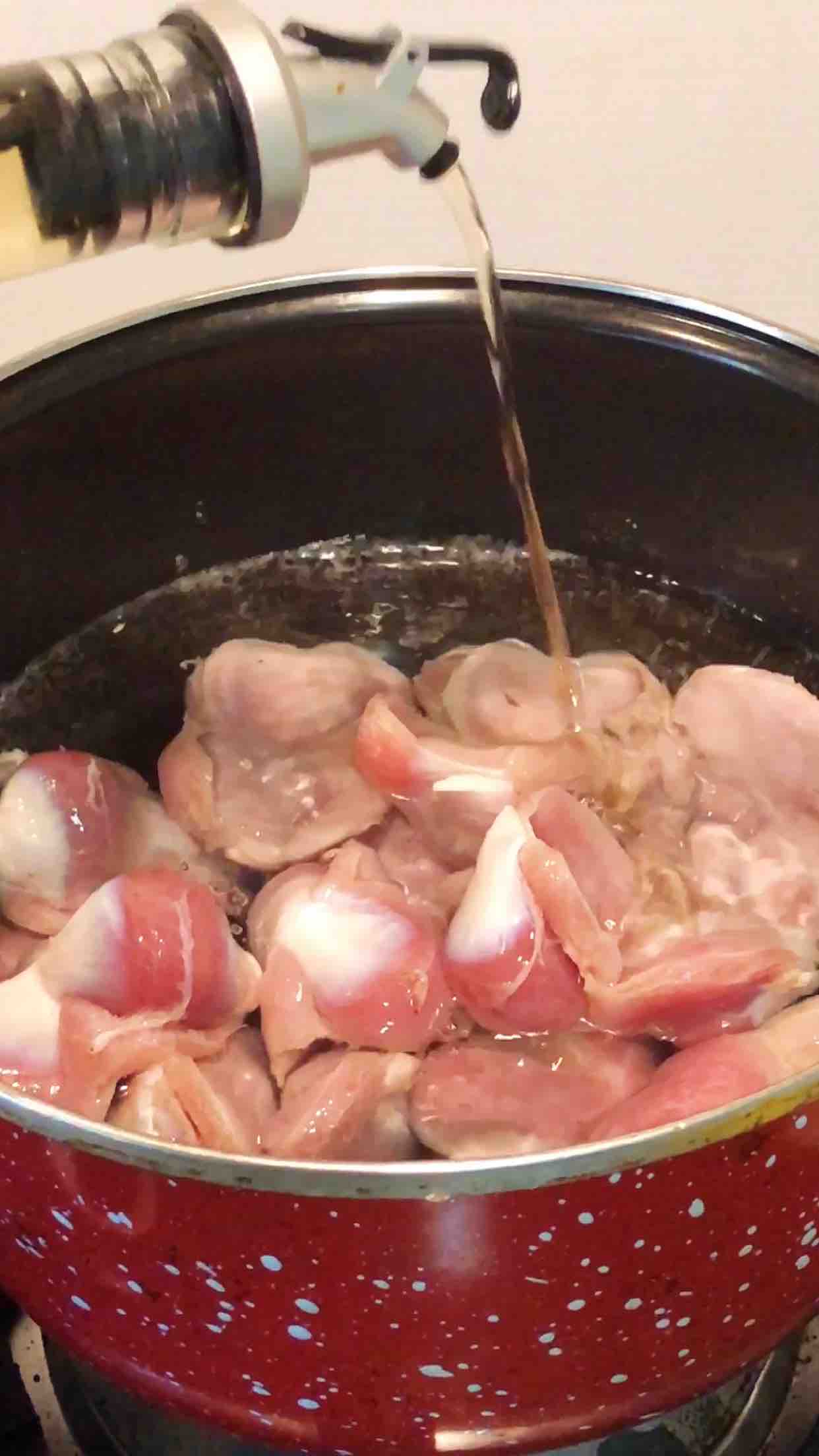 涼拌鴨件的做法-香辣味拌菜譜
