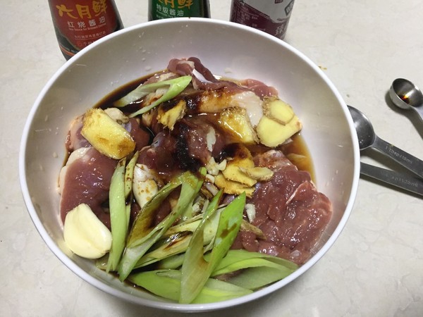 檸檬蜜汁烤鴨腿的做法-咸鮮味烤菜譜-易網健康養生網 檸檬蜜汁烤鴨腿的做法-咸鮮味烤菜譜