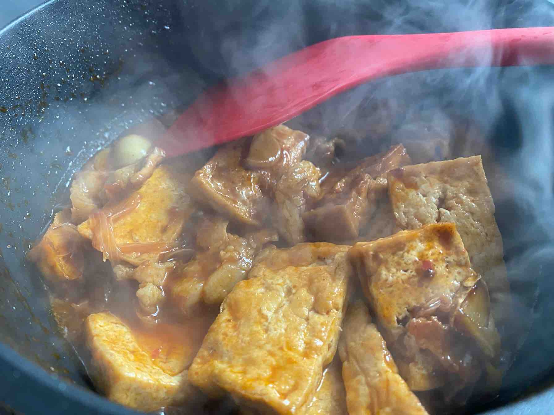 干鍋豆腐的做法-家常味炒菜譜-易網(wǎng)健康養(yǎng)生網(wǎng) 干鍋豆腐的做法-家常味炒菜譜