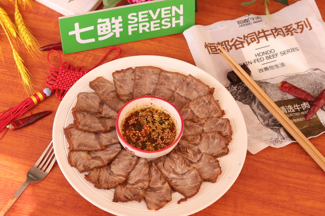 年夜飯必備鹵牛腱子！肉軟有嚼勁，上桌必光盤的做法-咸鮮味鹵菜譜
