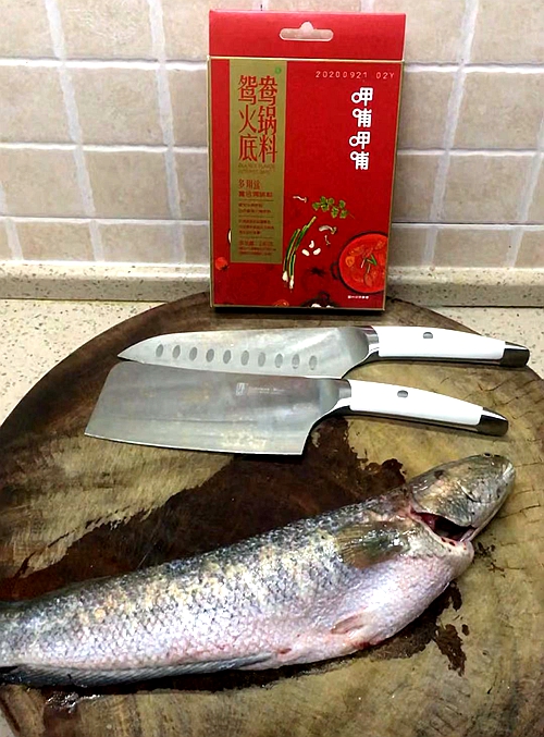 番茄魚(yú)的做法-酸甜味煮菜譜
