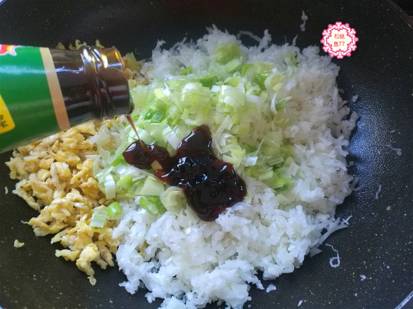 又軟又香的彎月素包子，好吃好看，吃起來沒夠的做法-家常味蒸菜譜