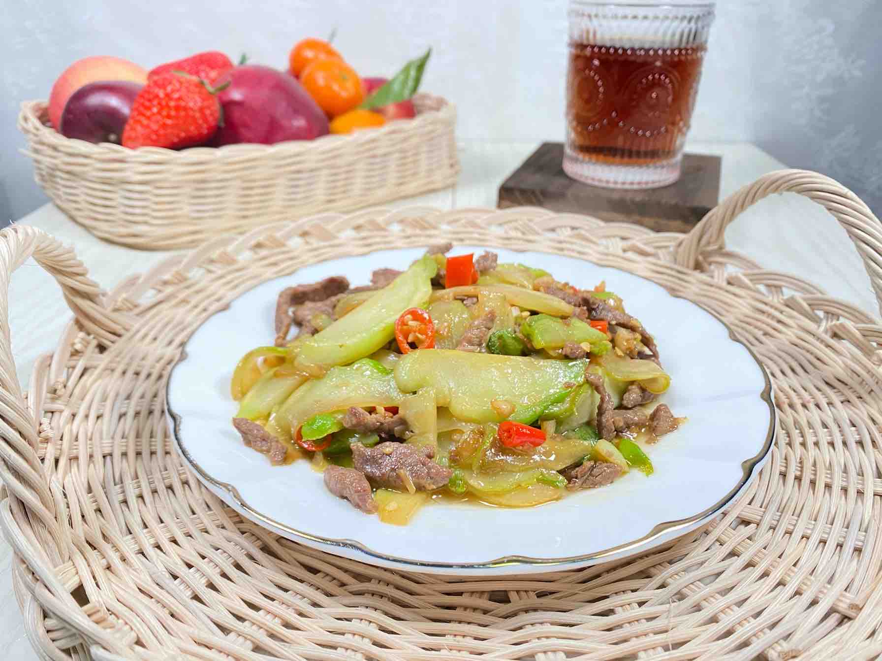 兒菜炒肉絲的做法-家常味炒菜譜