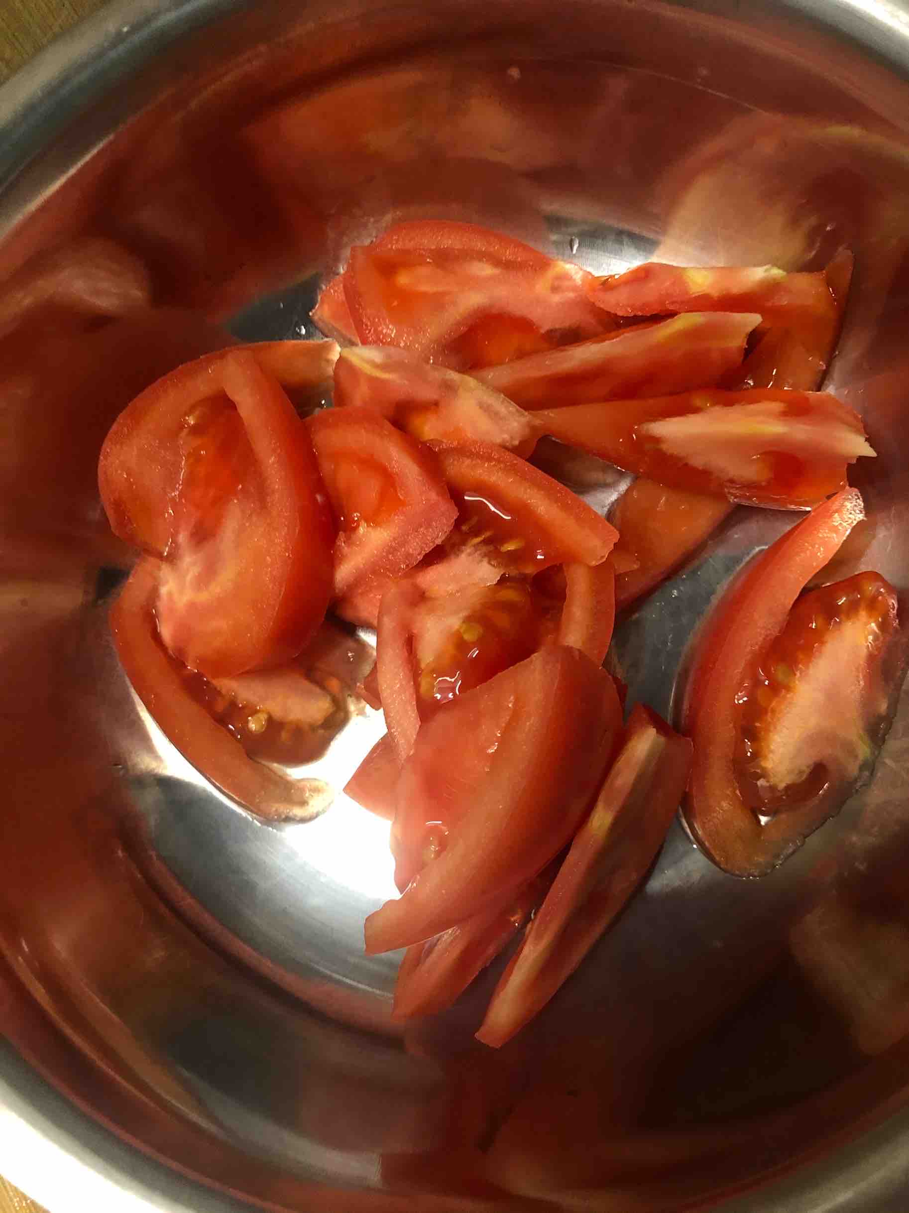 西紅柿冬瓜湯的做法-咸鮮味煮菜譜-易網<a href=http://www.aoa7937.com/ target=_blank class=infotextkey>健康養生</a>網 西紅柿冬瓜湯的做法-咸鮮味煮菜譜