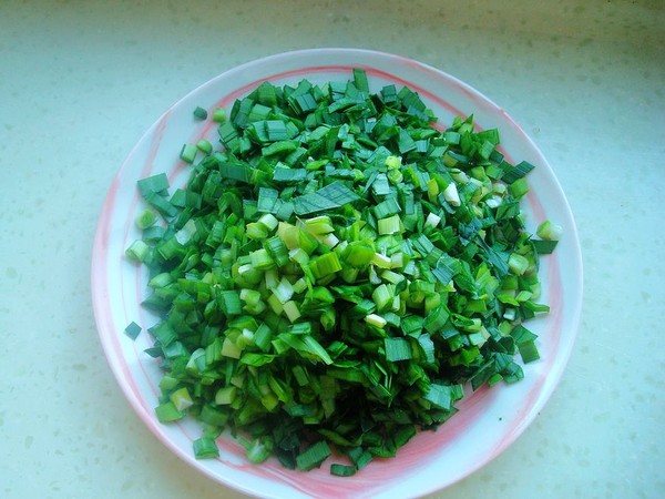 鵪鶉蛋韭菜盒子的做法-家常味煎菜譜-易網(wǎng)健康養(yǎng)生網(wǎng) 鵪鶉蛋韭菜盒子的做法-家常味煎菜譜