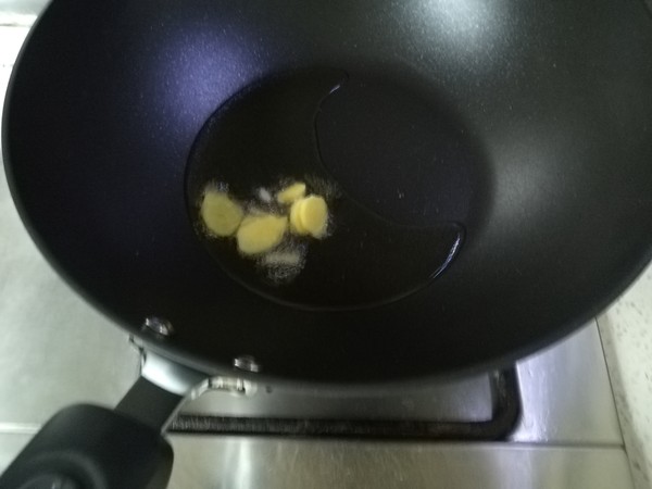 白蘿卜鯽魚湯的做法-咸鮮味燉菜譜