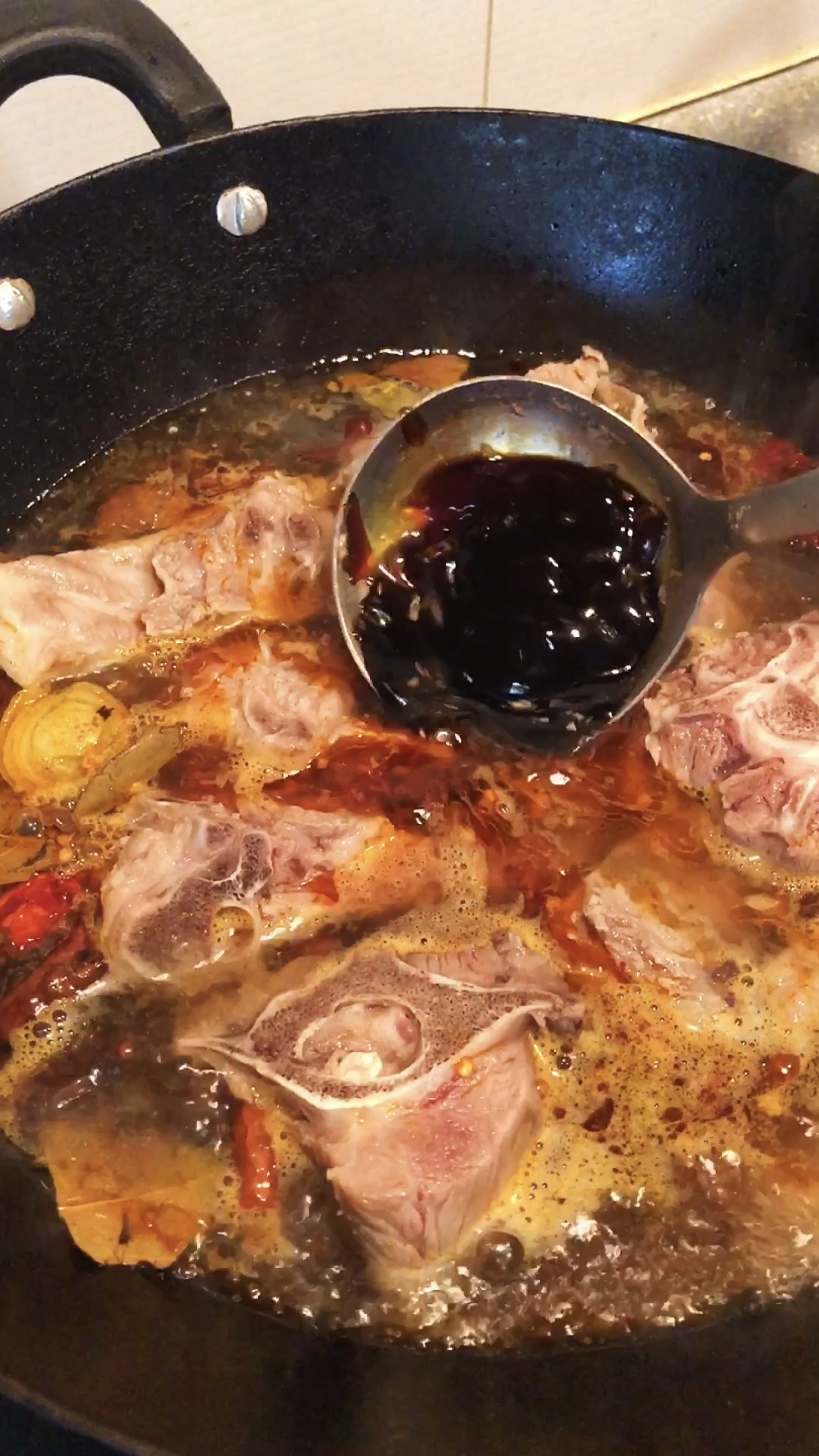 香辣羊蝎子的做法-香辣味燉菜譜-易網健康養生網 香辣羊蝎子的做法-香辣味燉菜譜
