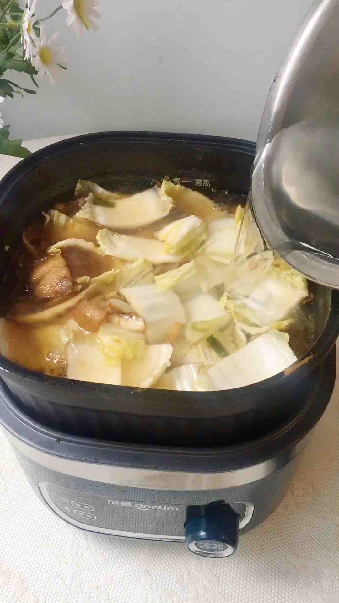 白菜豬肉燉粉條的做法-家常味煮菜譜-易網(wǎng)健康養(yǎng)生網(wǎng) 白菜豬肉燉粉條的做法-家常味煮菜譜
