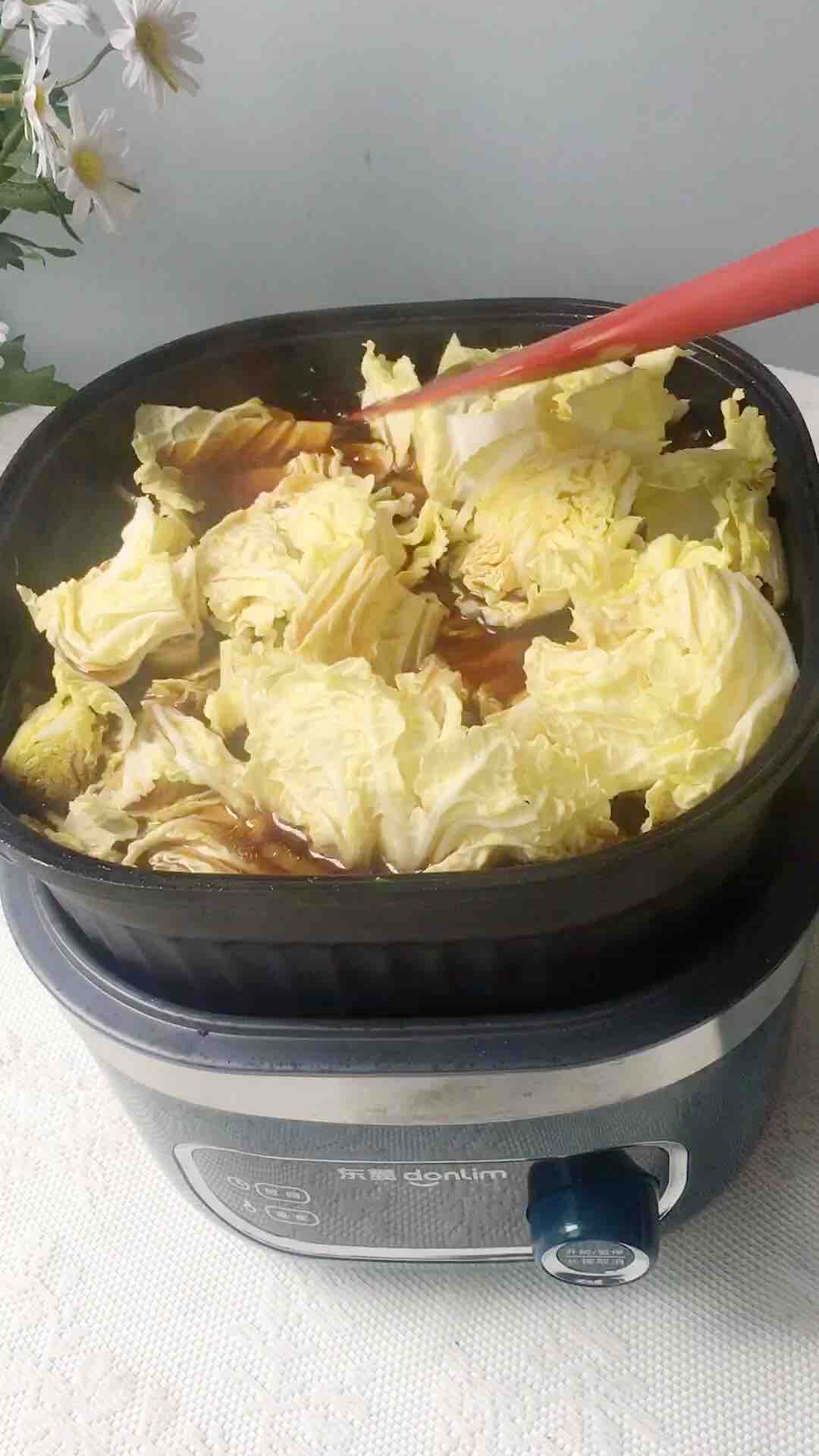 白菜豬肉燉粉條的做法-家常味煮菜譜-易網(wǎng)健康養(yǎng)生網(wǎng) 白菜豬肉燉粉條的做法-家常味煮菜譜