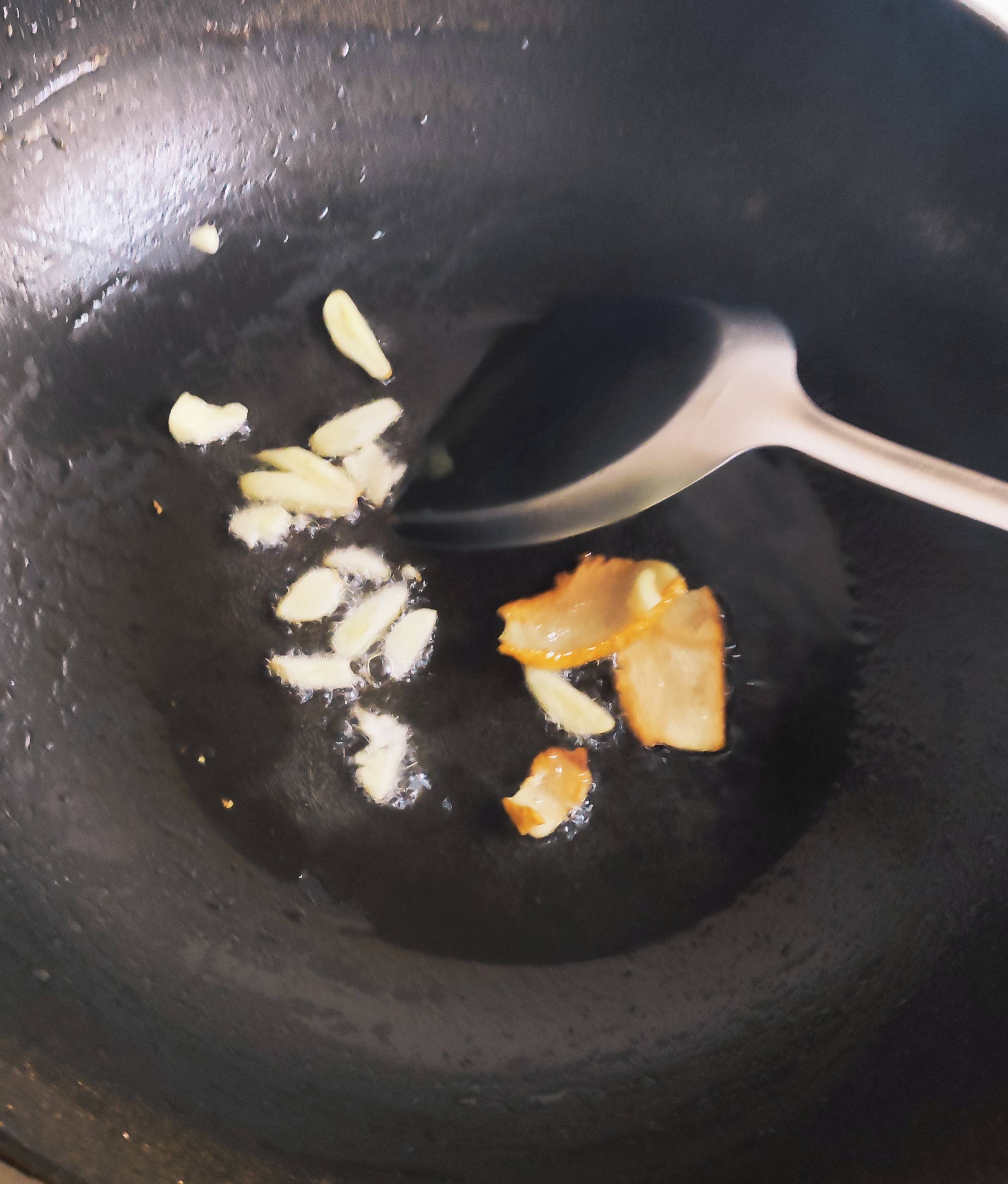 最好的下飯神菜~~~手撕包菜的做法-家常味炒菜譜