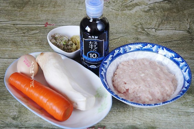 新年必備的吉祥蒸菜~花開富貴的做法-咸鮮味蒸菜譜-易網(wǎng)<a href=http://www.aoa7937.com/ target=_blank class=infotextkey>健康養(yǎng)生</a>網(wǎng) 新年必備的吉祥蒸菜~花開富貴的做法-咸鮮味蒸菜譜