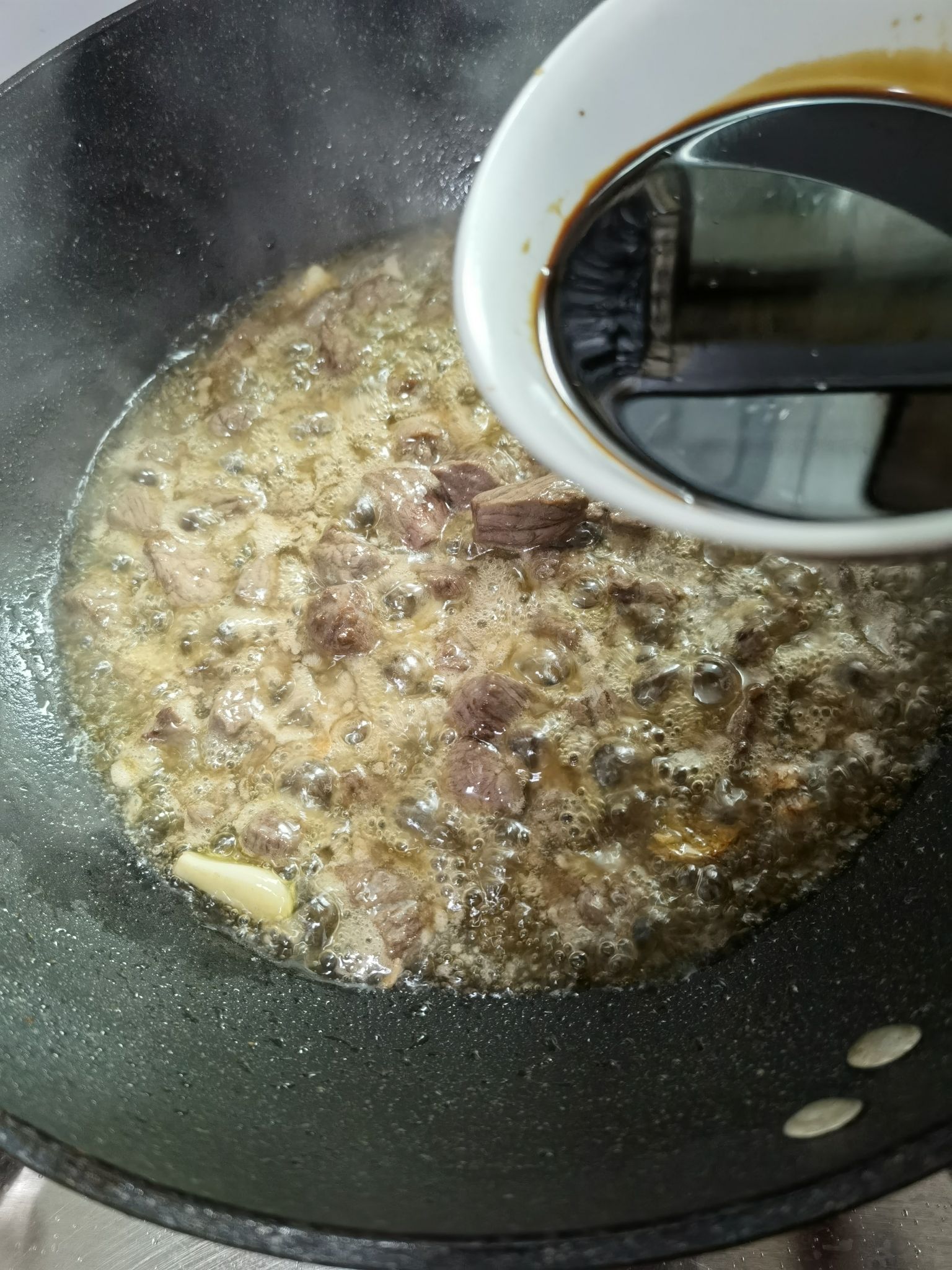 牛腩燉山藥的做法-咸鮮味燒菜譜