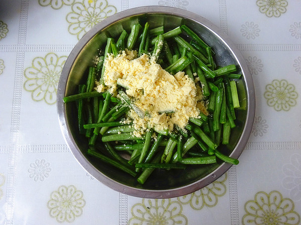 玉米粉蒸豇豆的做法-蒜香味蒸菜譜-易網(wǎng)健康養(yǎng)生網(wǎng) 玉米粉蒸豇豆的做法-蒜香味蒸菜譜