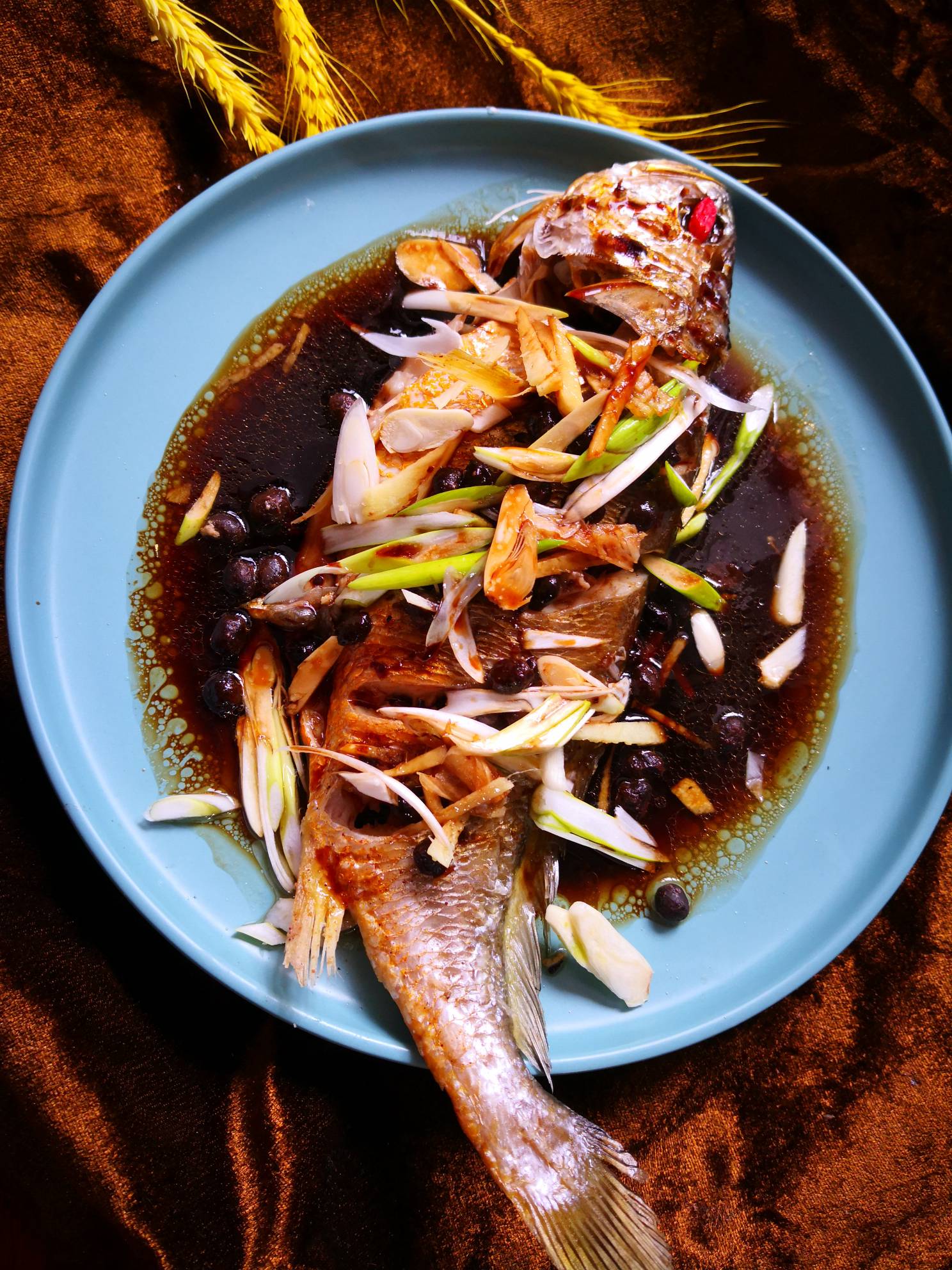 豆豉黃花魚的做法-豆瓣味蒸菜譜-易網(wǎng)健康養(yǎng)生網(wǎng) 豆豉黃花魚的做法-豆瓣味蒸菜譜