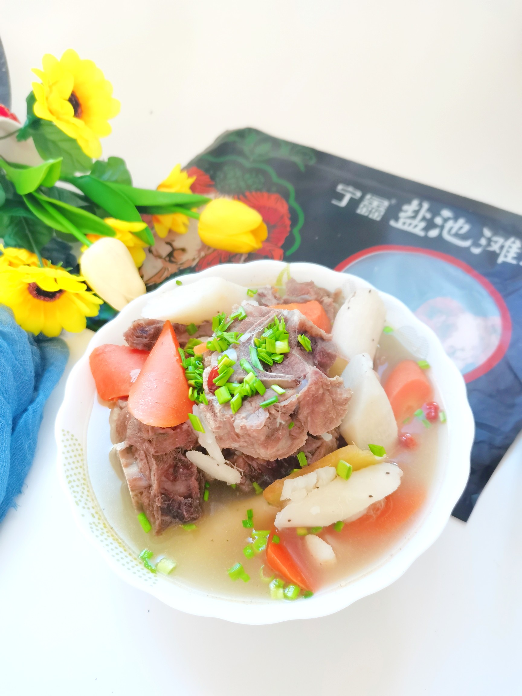 一碗喝不夠的羊蝎子湯的做法-咸鮮味燉菜譜-易網健康養生網 一碗喝不夠的羊蝎子湯的做法-咸鮮味燉菜譜