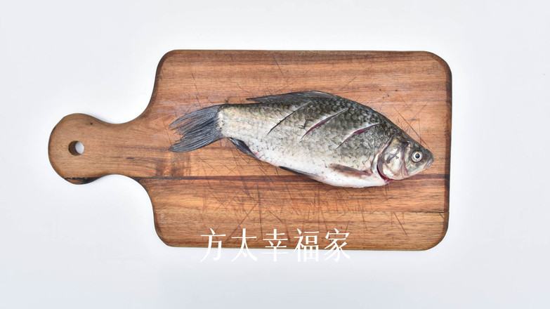 川香姜辣鯽魚的做法-麻辣味煮菜譜-易網(wǎng)健康養(yǎng)生網(wǎng) 川香姜辣鯽魚的做法-麻辣味煮菜譜