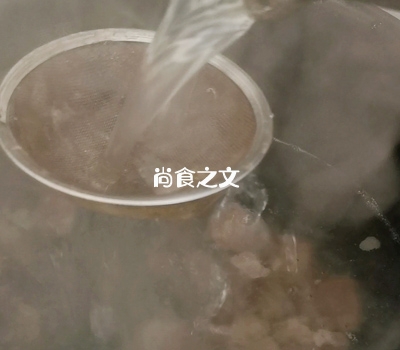牛腩這樣燉,才是真正的清湯牛腩哦~的做法-咸鮮味燉菜譜-易網健康養生網 牛腩這樣燉,才是真正的清湯牛腩哦~的做法-咸鮮味燉菜譜