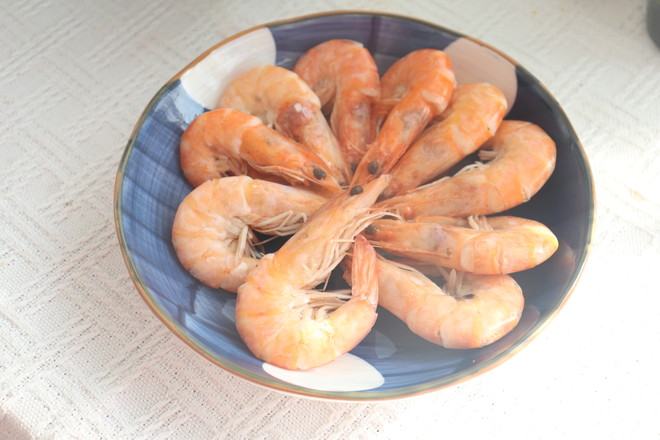 新年宴客菜之白灼蝦,清淡鮮香健康美味的做法-咸鮮味煮菜譜-易網(wǎng)健康養(yǎng)生網(wǎng) 新年宴客菜之白灼蝦,清淡鮮香健康美味的做法-咸鮮味煮菜譜