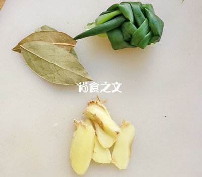 牛腩這樣燉,才是真正的清湯牛腩哦~的做法-咸鮮味燉菜譜-易網健康養生網 牛腩這樣燉,才是真正的清湯牛腩哦~的做法-咸鮮味燉菜譜