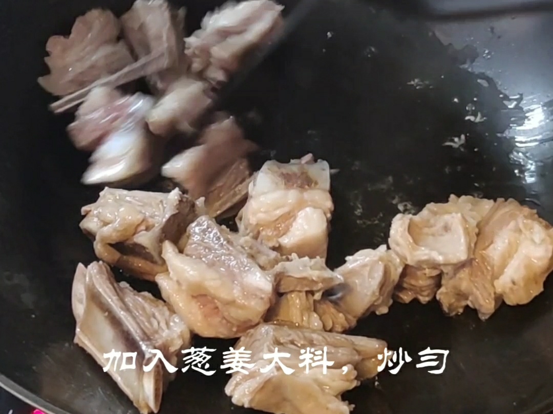 紅燒羊排的做法-醬香味燉菜譜