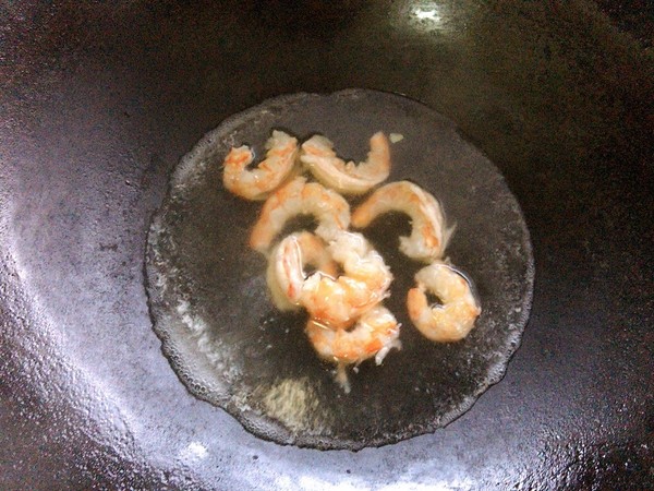 雜粒炒蝦仁，多彩又可愛的做法-咸鮮味炒菜譜