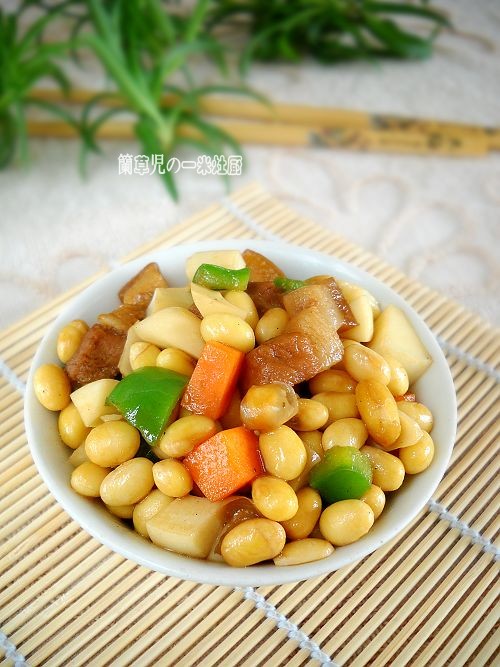 黃豆蛋白紅燒肉的做法-家常味燒菜譜-易網(wǎng)健康養(yǎng)生網(wǎng) 黃豆蛋白紅燒肉的做法-家常味燒菜譜