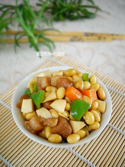 黃豆蛋白紅燒肉的做法-家常味燒菜譜-易網(wǎng)健康養(yǎng)生網(wǎng) 黃豆蛋白紅燒肉的做法-家常味燒菜譜