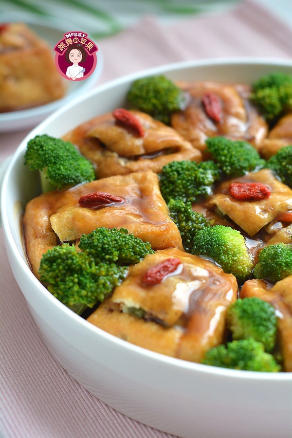 八寶豆腐箱的做法-家常味燒菜譜-易網健康養生網 八寶豆腐箱的做法-家常味燒菜譜