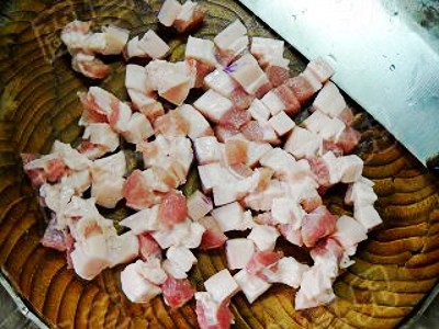 黃豆蛋白紅燒肉的做法-家常味燒菜譜-易網(wǎng)健康養(yǎng)生網(wǎng) 黃豆蛋白紅燒肉的做法-家常味燒菜譜