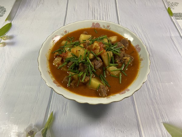 #年味食足#西紅柿土豆燉牛腩的做法-五香味燉菜譜