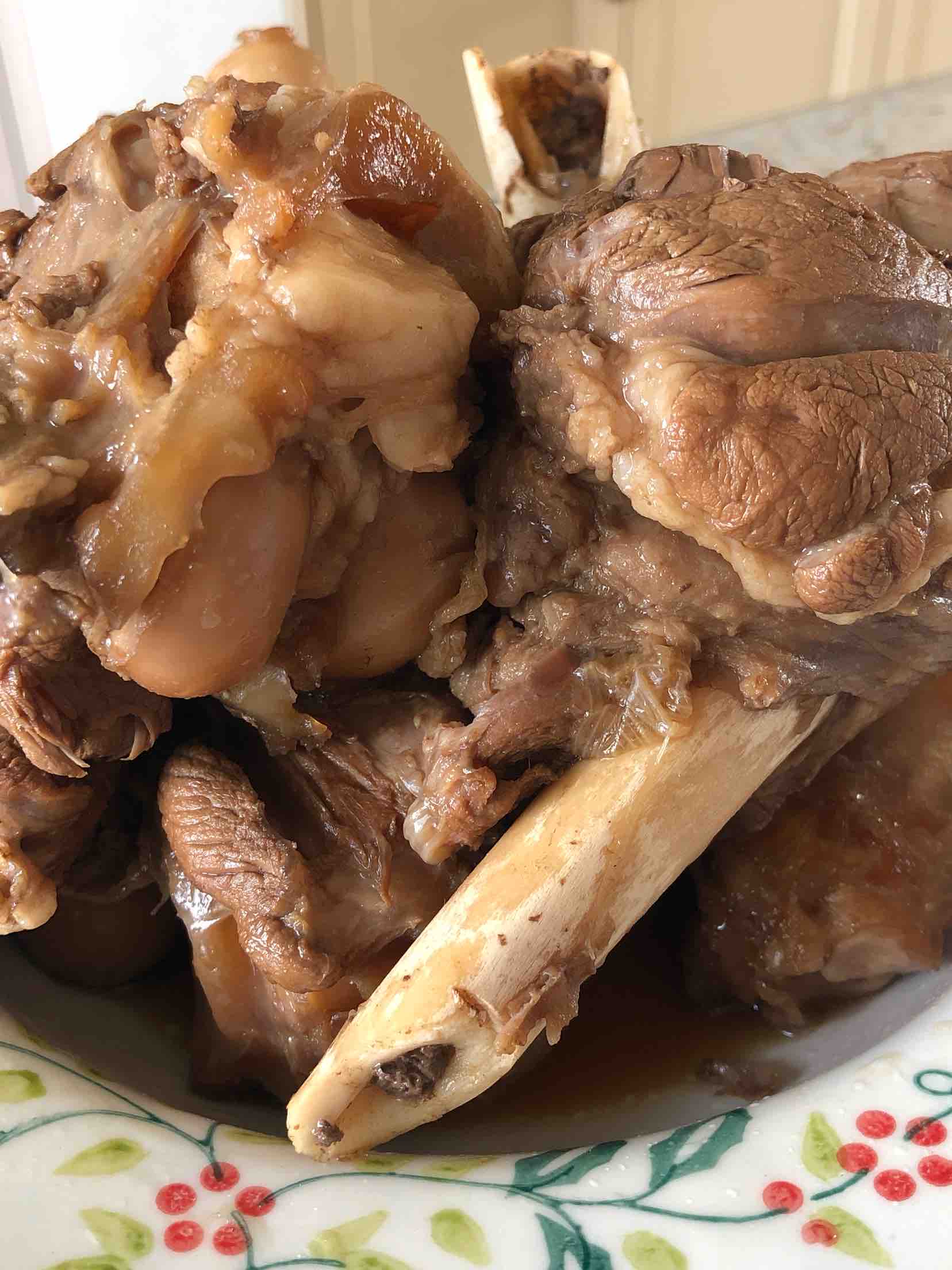 鹵味羊棒骨的做法-家常味煮菜譜-易網健康養生網 鹵味羊棒骨的做法-家常味煮菜譜