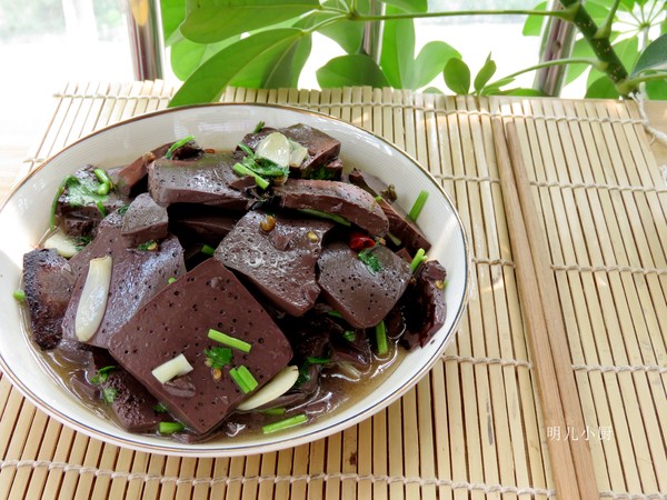 家常炒羊血的做法-家常味炒菜譜-易網健康養生網 家常炒羊血的做法-家常味炒菜譜