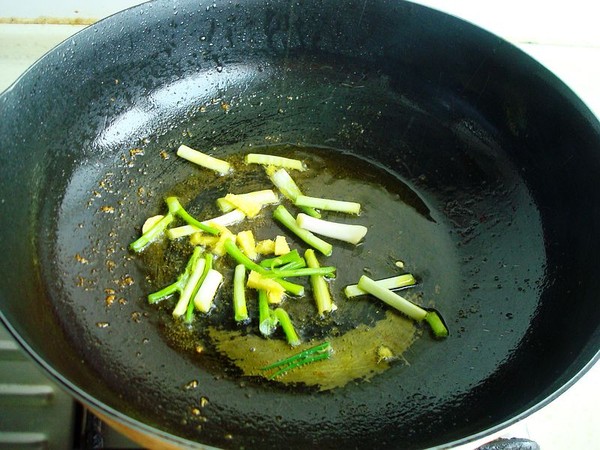 香炒鱈魚的做法-家常味炒菜譜