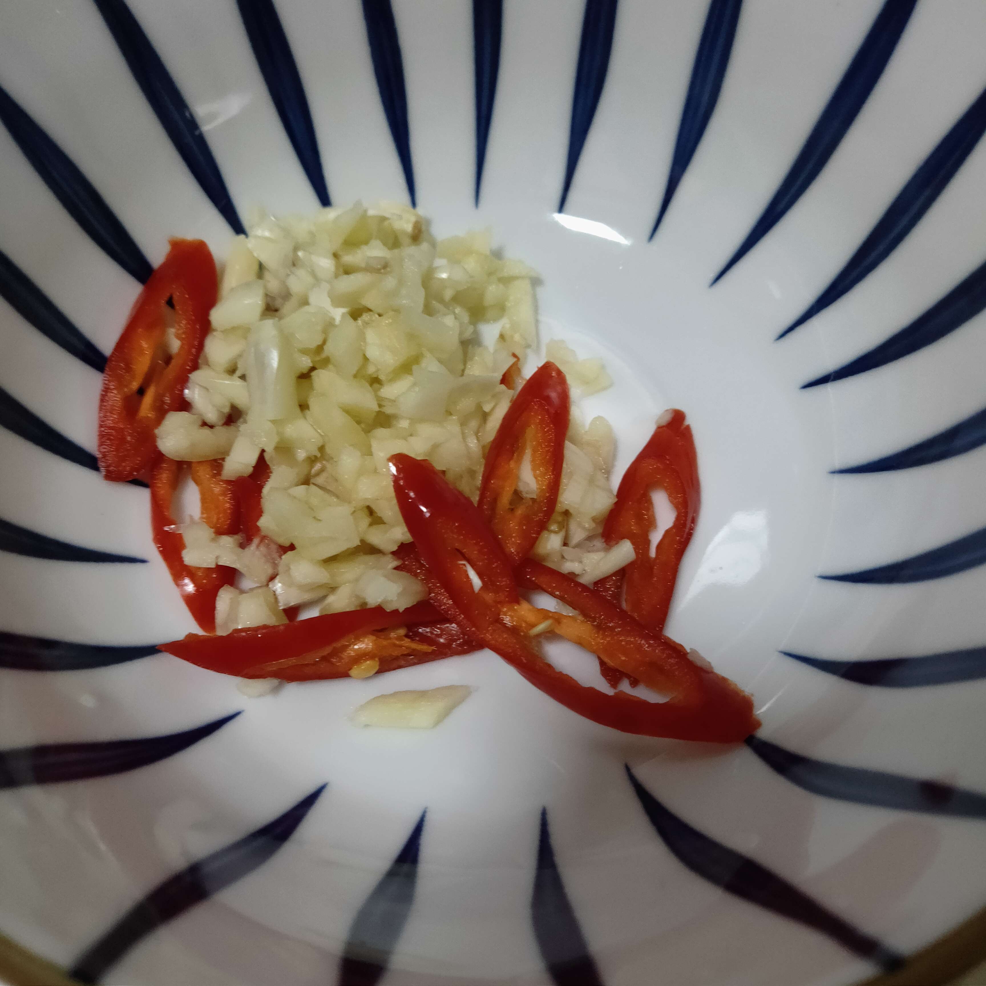 涼拌黃瓜金針菇的做法-家常味拌菜譜