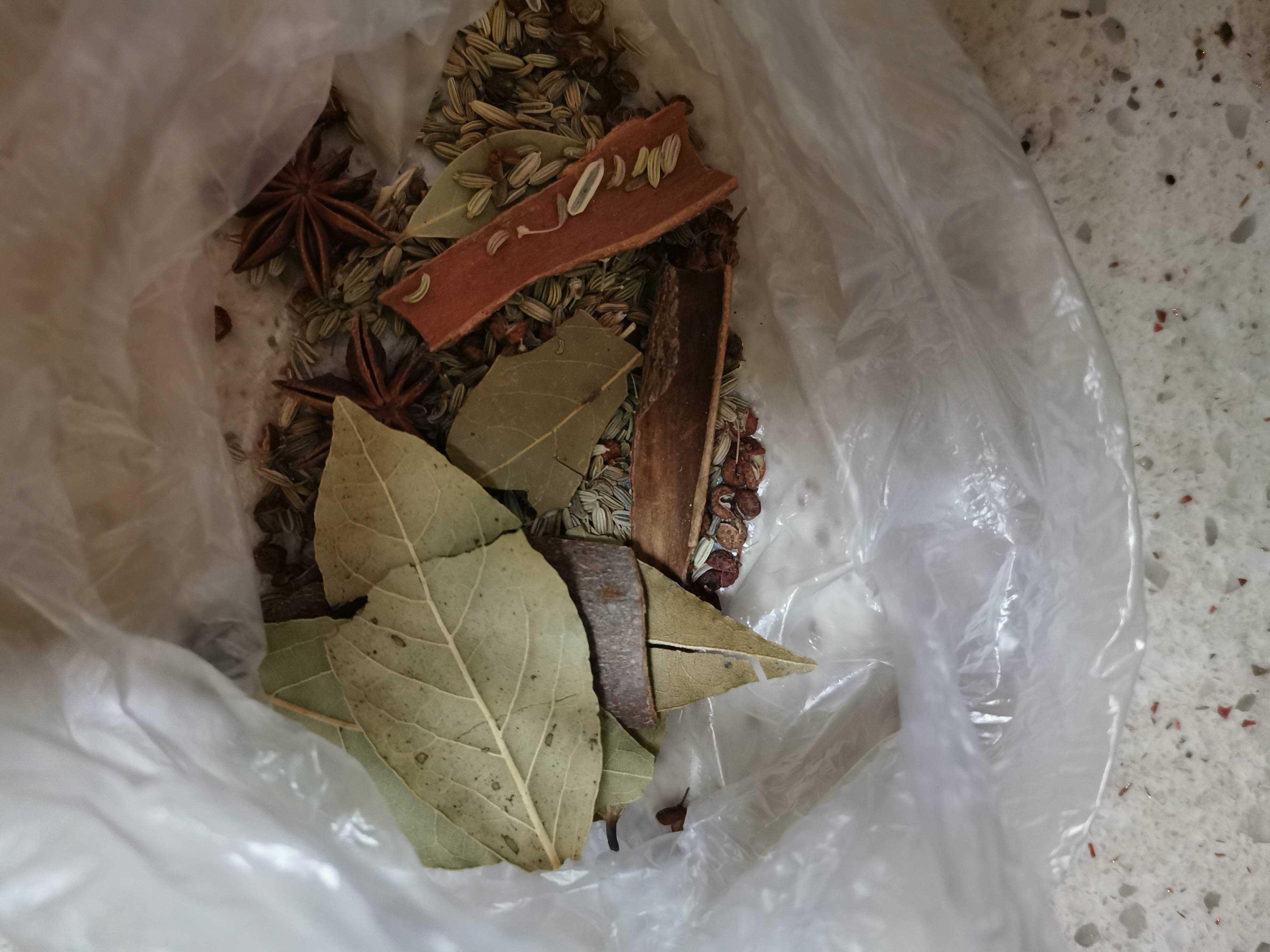 燉羊蝎子的做法-五香味燉菜譜-易網健康養生網 燉羊蝎子的做法-五香味燉菜譜