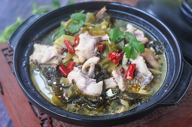 魚的做法這么多，我獨愛酸菜魚，湯鮮肉嫩，比水煮魚片更營養(yǎng)！的做法-酸辣味煮菜譜