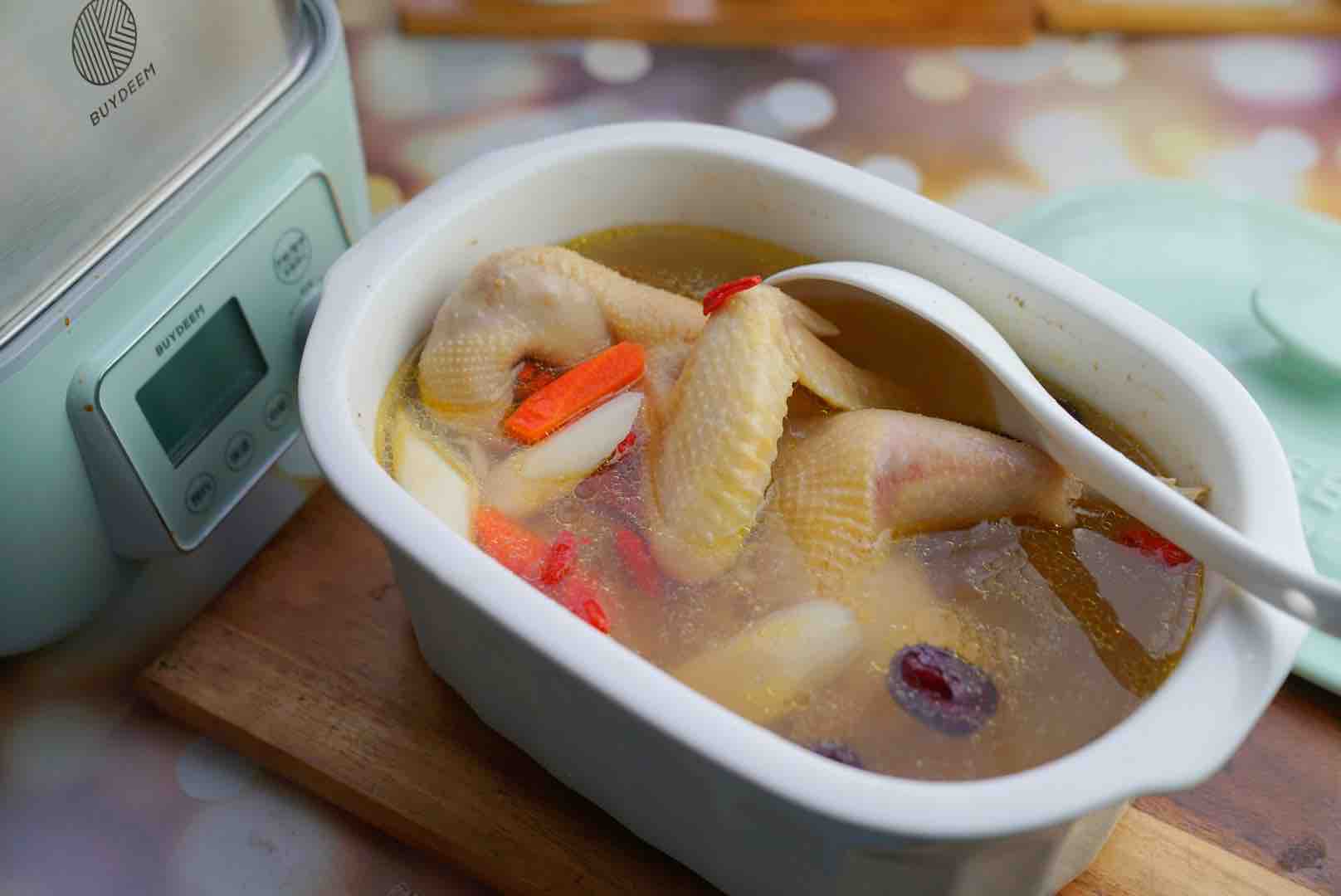 走山雞,這樣子鮮燉營養更豐富的做法-家常味燉菜譜-易網健康養生網 走山雞,這樣子鮮燉營養更豐富的做法-家常味燉菜譜