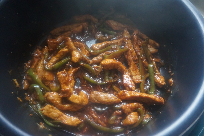 肉質(zhì)酥嫩的秘訣在此,快手家常菜——酥嫩小炒肉的做法-咸鮮味炒菜譜-易網(wǎng)健康養(yǎng)生網(wǎng) 肉質(zhì)酥嫩的秘訣在此,快手家常菜——酥嫩小炒肉的做法-咸鮮味炒菜譜