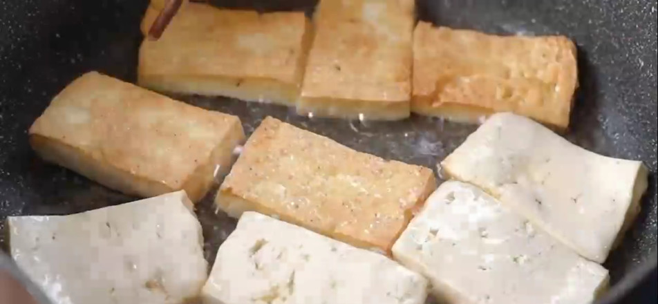 茄子豆腐煲的做法-茄汁味煲菜譜-易網(wǎng)健康養(yǎng)生網(wǎng) 茄子豆腐煲的做法-茄汁味煲菜譜