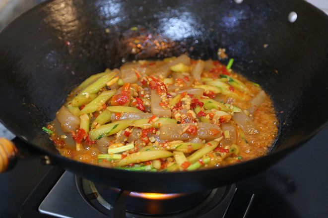 剁椒炒魔芋豆腐的做法-酸辣味炒菜譜-易網(wǎng)健康養(yǎng)生網(wǎng) 剁椒炒魔芋豆腐的做法-酸辣味炒菜譜