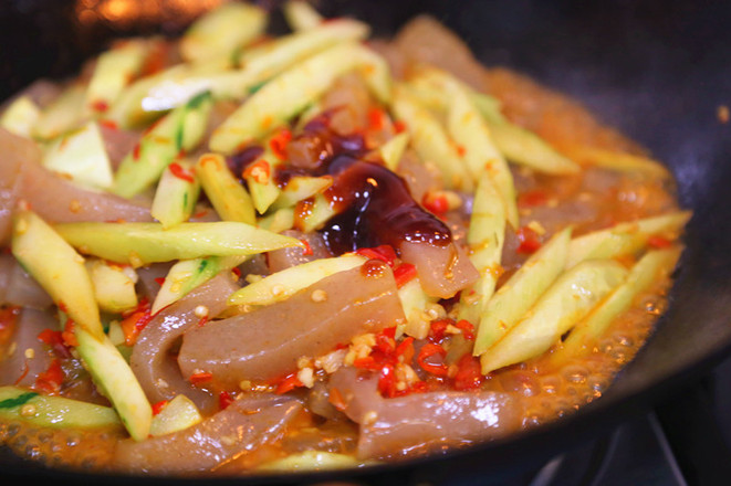 剁椒炒魔芋豆腐的做法-酸辣味炒菜譜-易網(wǎng)健康養(yǎng)生網(wǎng) 剁椒炒魔芋豆腐的做法-酸辣味炒菜譜