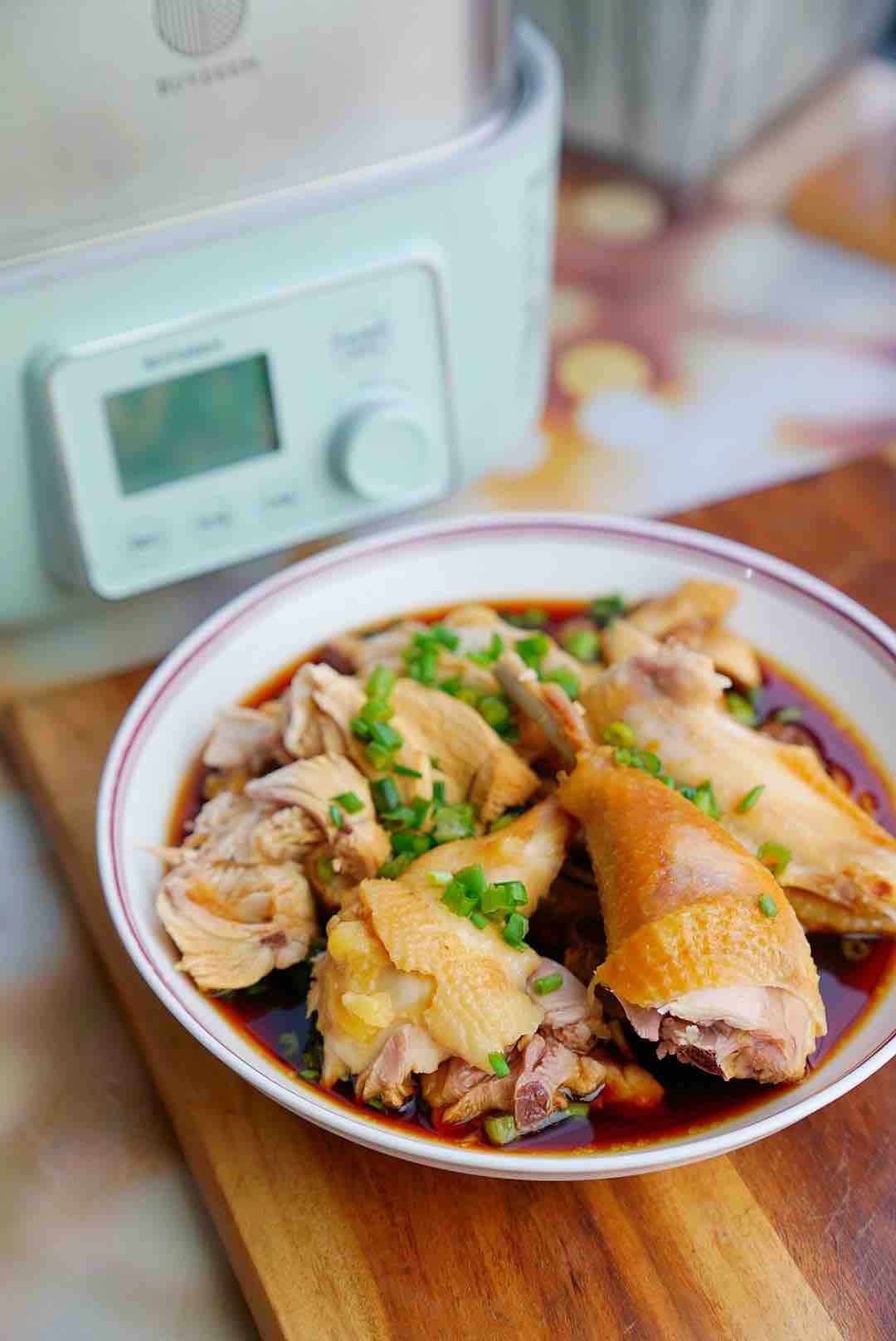 大吉大利,今天我們吃雞,醬油蒸雞健康又簡單的做法-家常味蒸菜譜-易網健康養生網 大吉大利,今天我們吃雞,醬油蒸雞健康又簡單的做法-家常味蒸菜譜