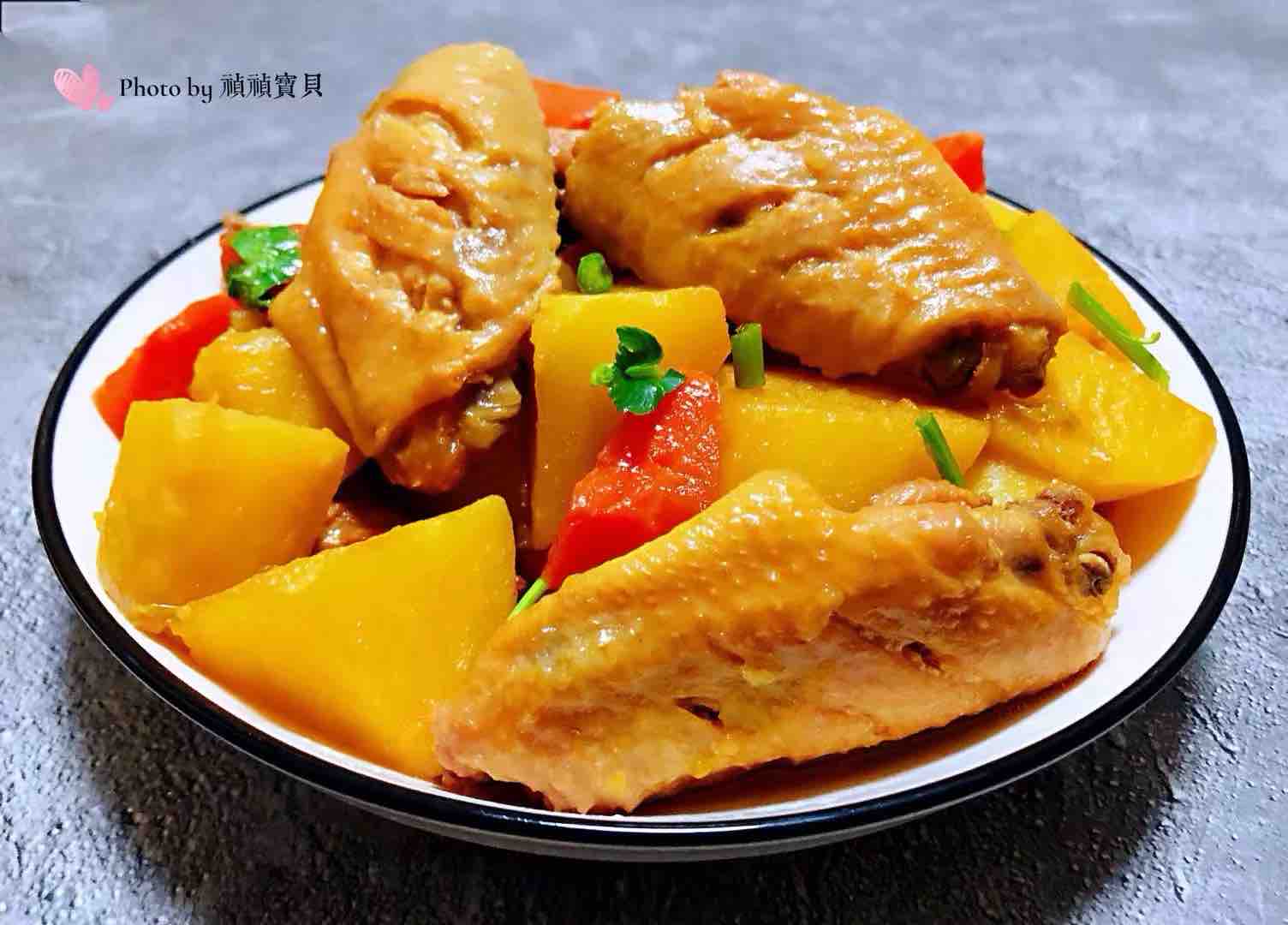 土豆胡蘿卜燉雞翅的做法-咸鮮味燉菜譜