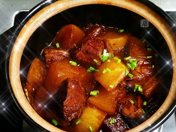 簡易羊肉煲的做法-咸鮮味燉菜譜-易網健康養生網 簡易羊肉煲的做法-咸鮮味燉菜譜