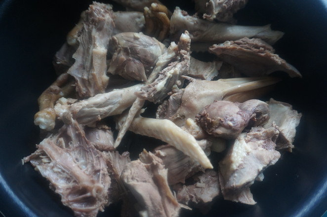 年菜必不可少の栗子燒板鴨，新的一年事業順心就吃它的做法-咸鮮味燉菜譜