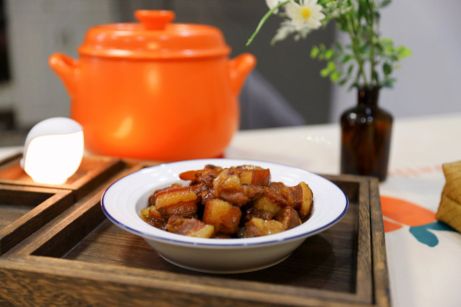 砂鍋紅燒肉的做法-咸鮮味煮菜譜-易網健康養生網 砂鍋紅燒肉的做法-咸鮮味煮菜譜
