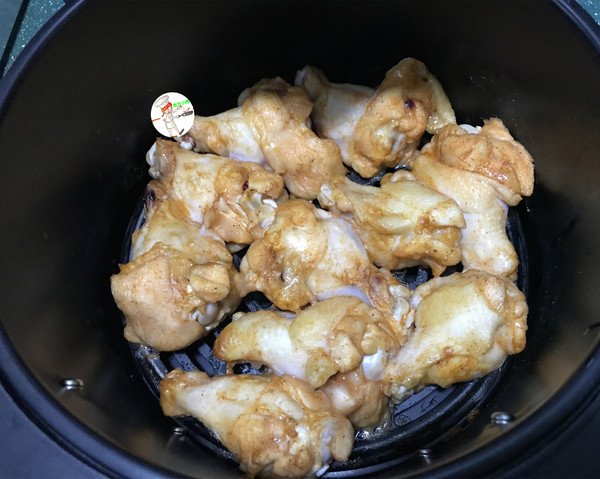 奧爾良烤雞翅根的做法-香辣味烤菜譜-易網(wǎng)健康養(yǎng)生網(wǎng) 奧爾良烤雞翅根的做法-香辣味烤菜譜